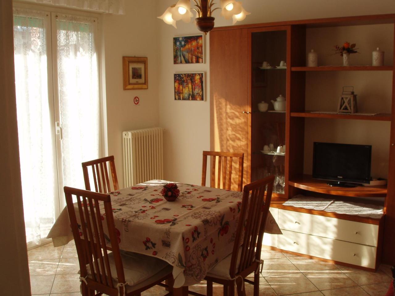 Agata Apartments Градо Экстерьер фото
