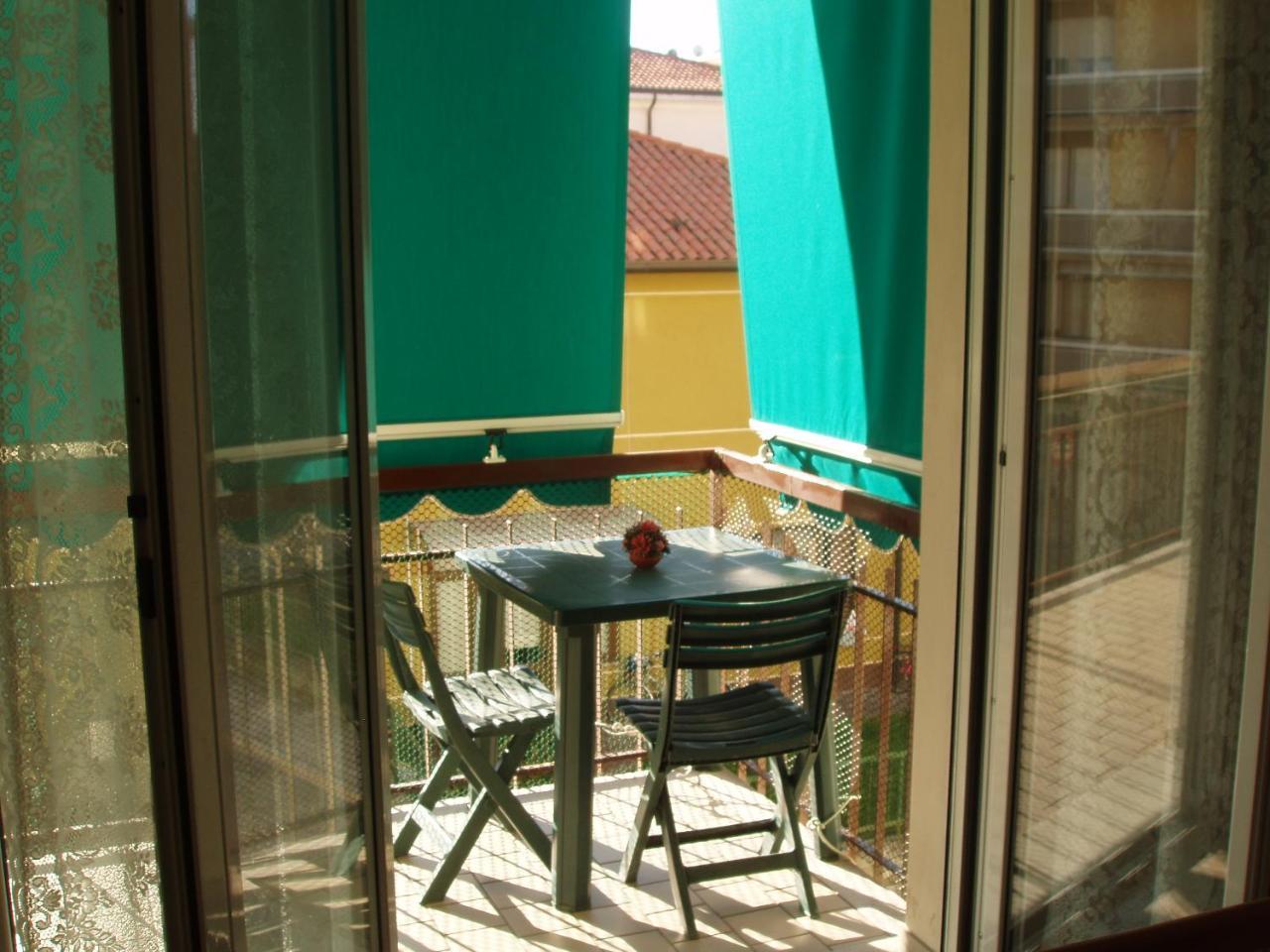 Agata Apartments Градо Экстерьер фото